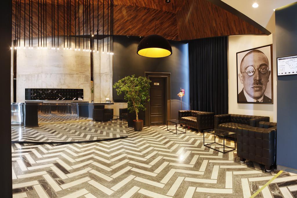 Hotel Russia Szkopje Kültér fotó