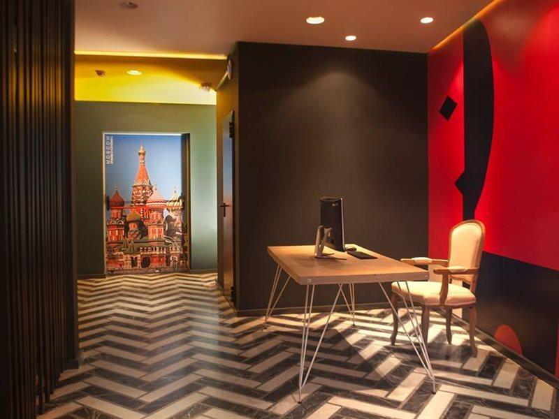 Hotel Russia Szkopje Kültér fotó